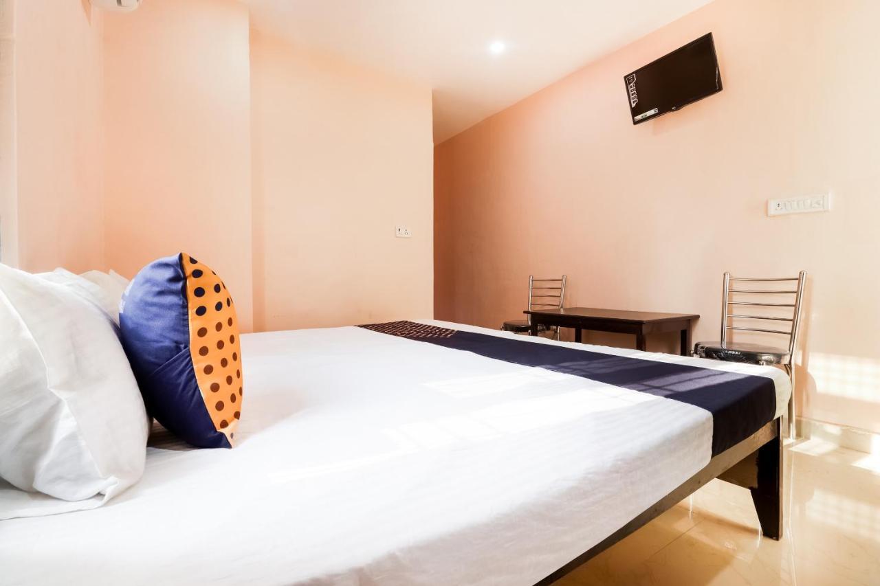 Spot On 63000 Hotel S.S. Plaza Banthra Sikandarpur Exterior photo