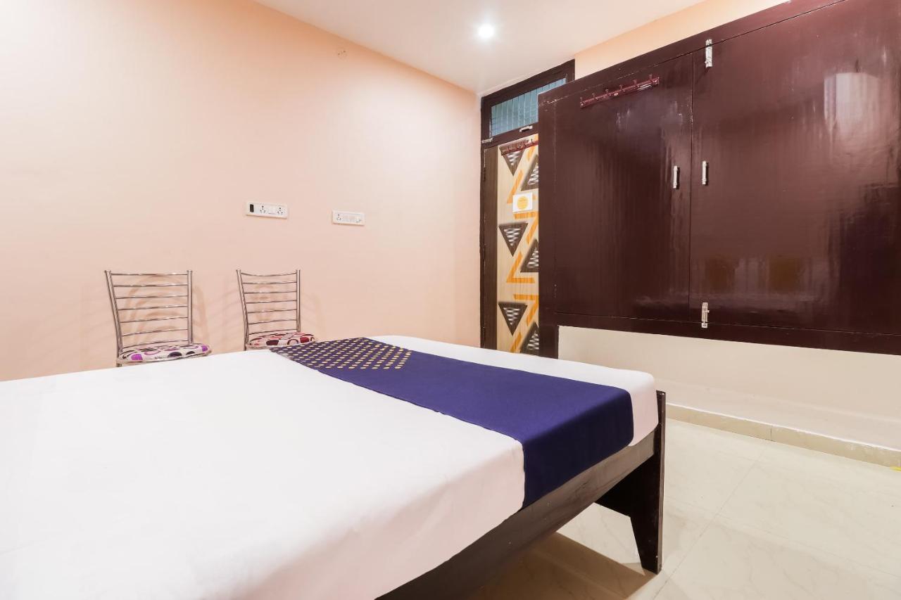 Spot On 63000 Hotel S.S. Plaza Banthra Sikandarpur Exterior photo