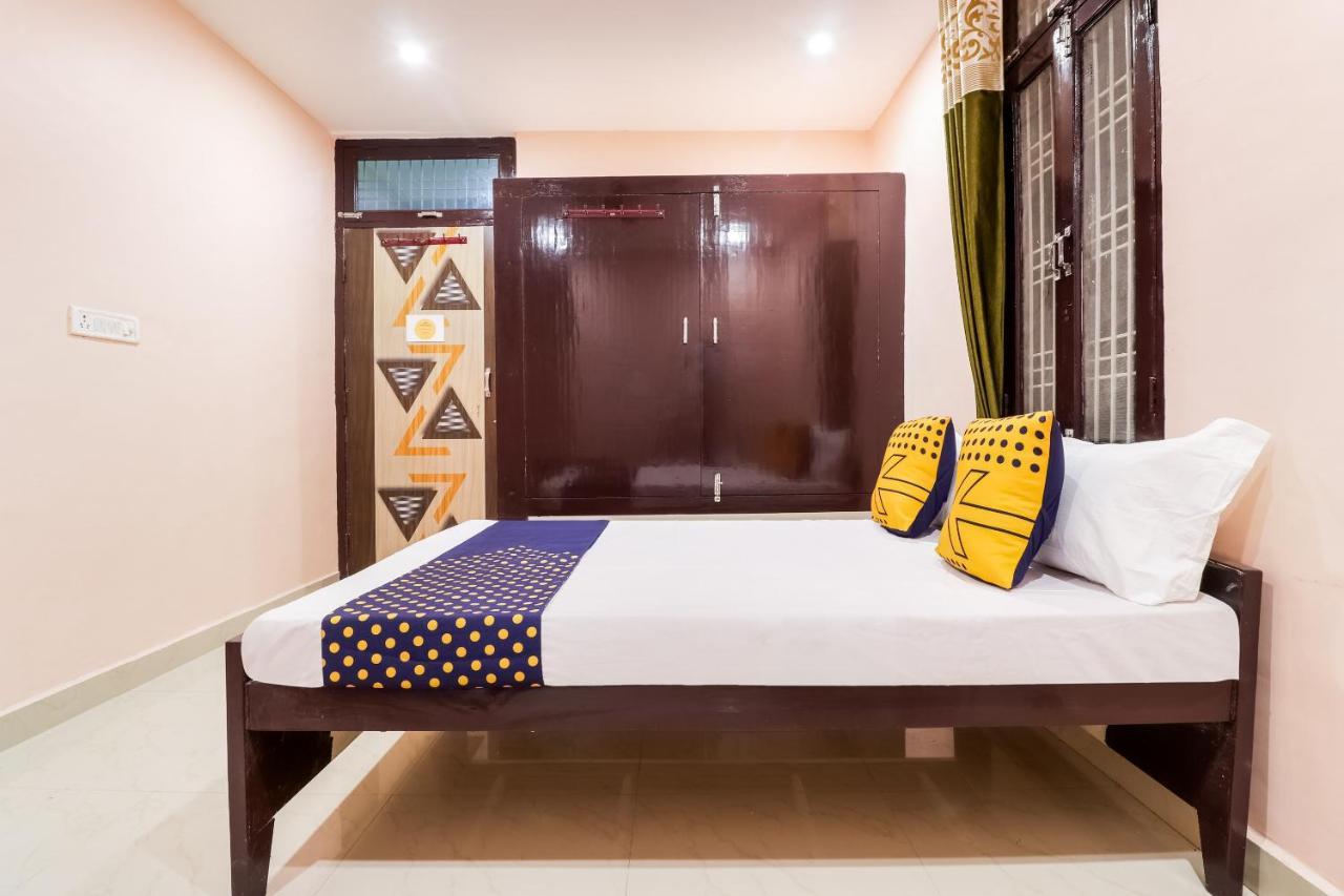 Spot On 63000 Hotel S.S. Plaza Banthra Sikandarpur Exterior photo