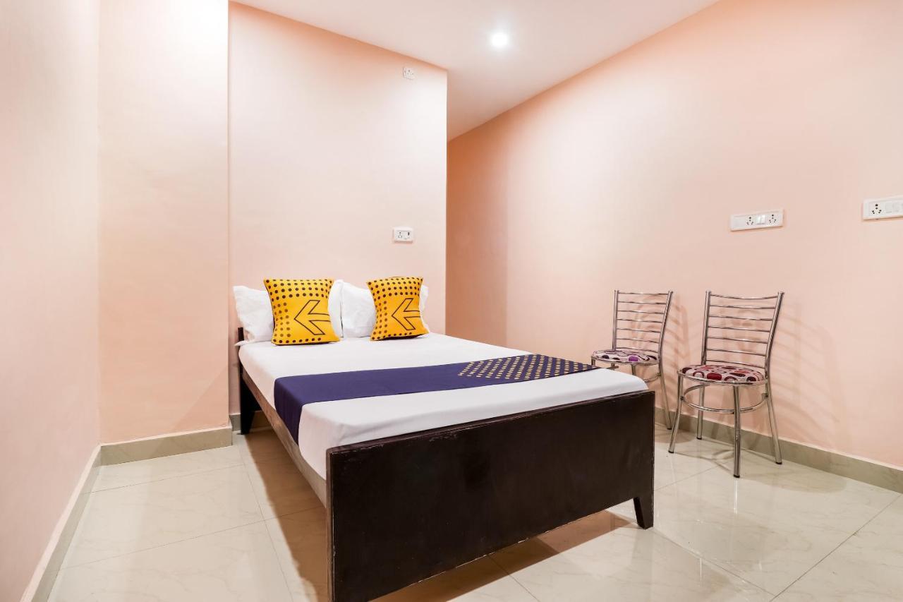 Spot On 63000 Hotel S.S. Plaza Banthra Sikandarpur Exterior photo