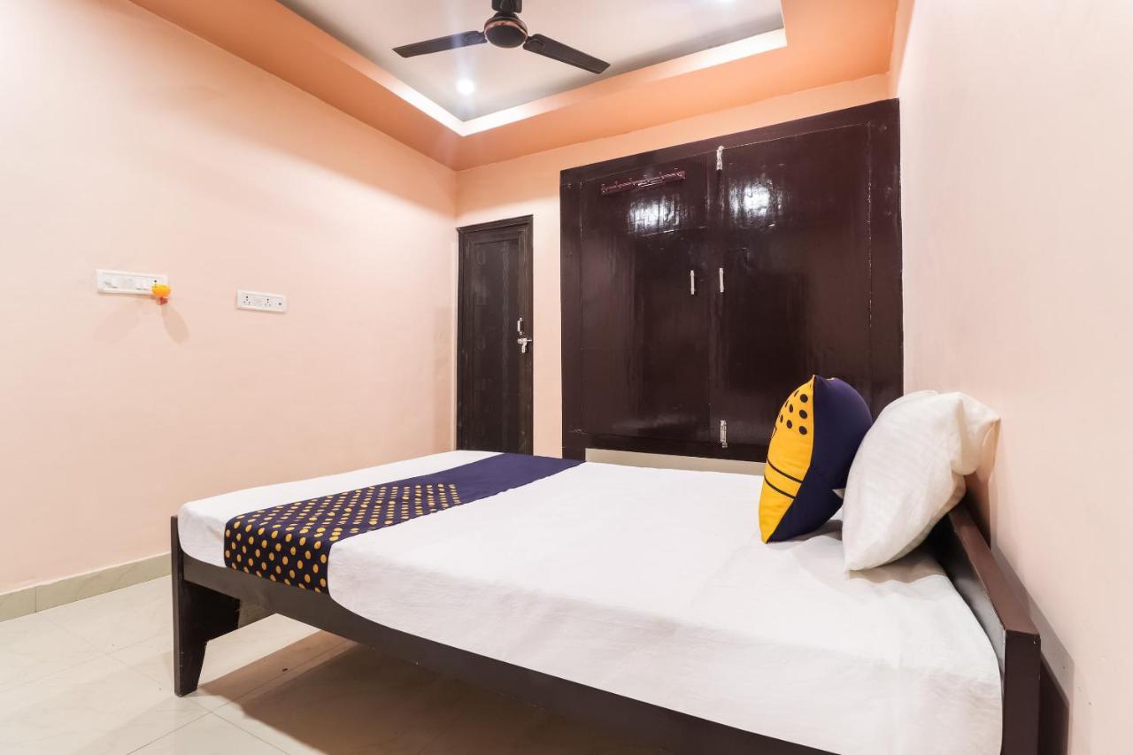 Spot On 63000 Hotel S.S. Plaza Banthra Sikandarpur Exterior photo